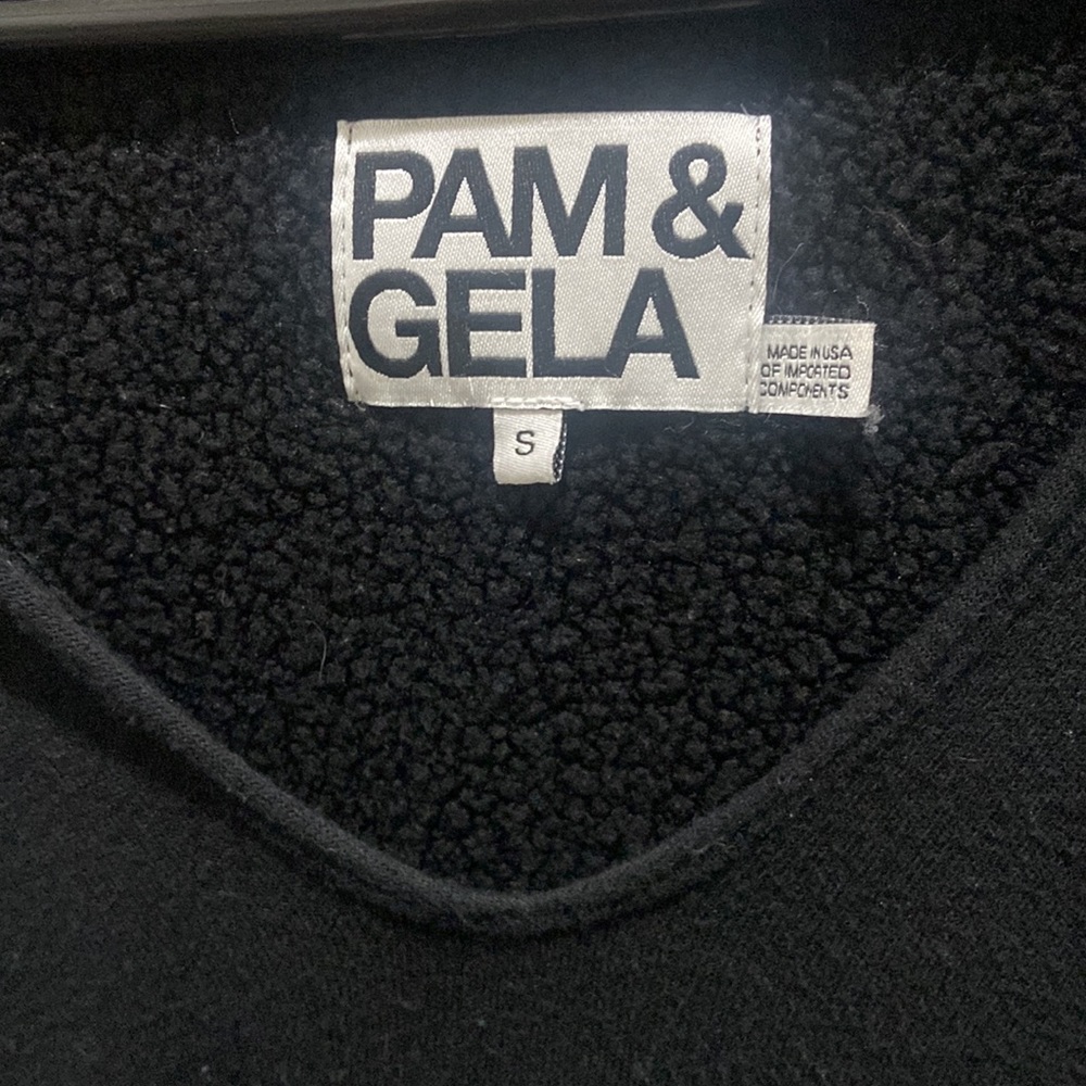 Pam & Gela sweatshirt - Picture 2 of 5